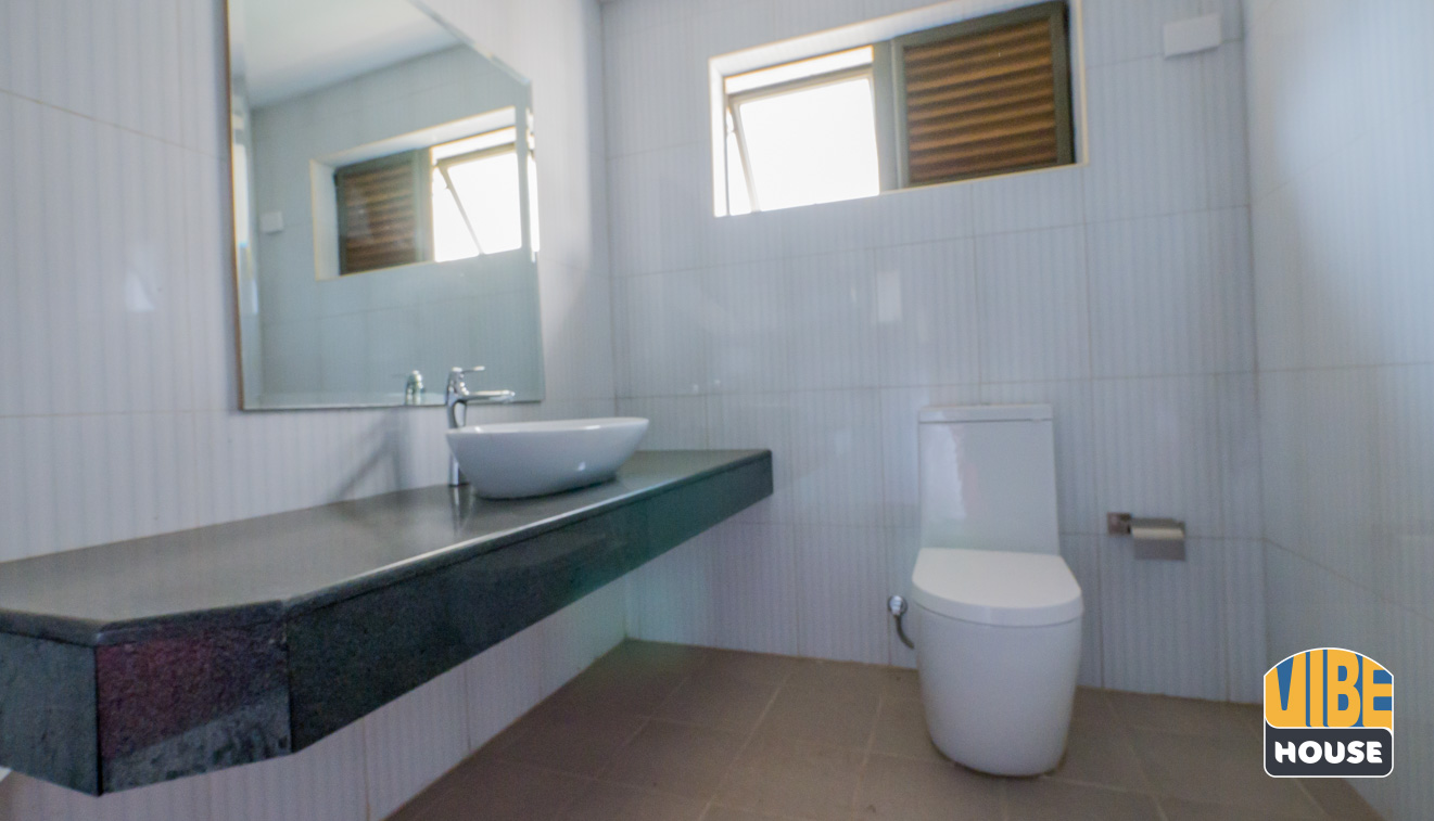 Apartment for rent in Gacuriro Bathroom 1