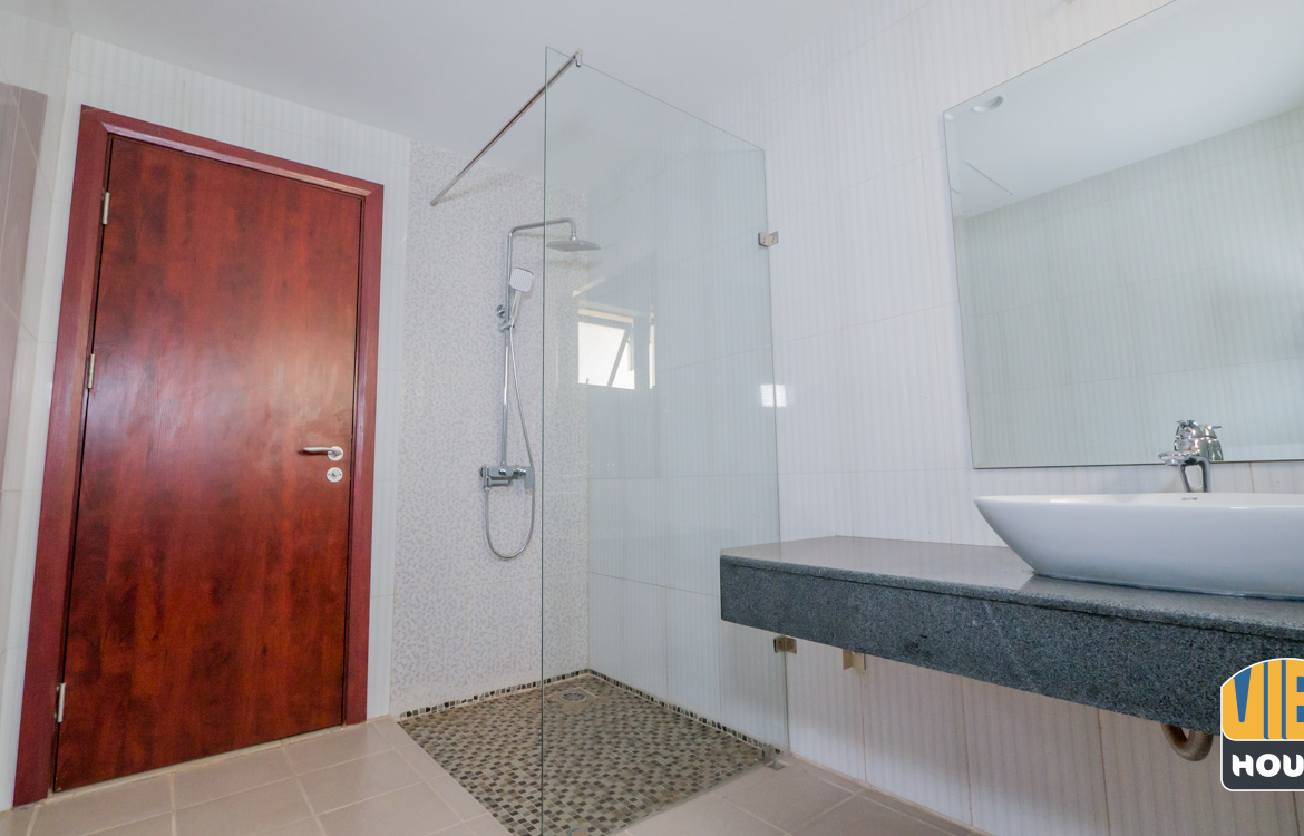 Apartment for rent in Gacuriro Bathroom 1