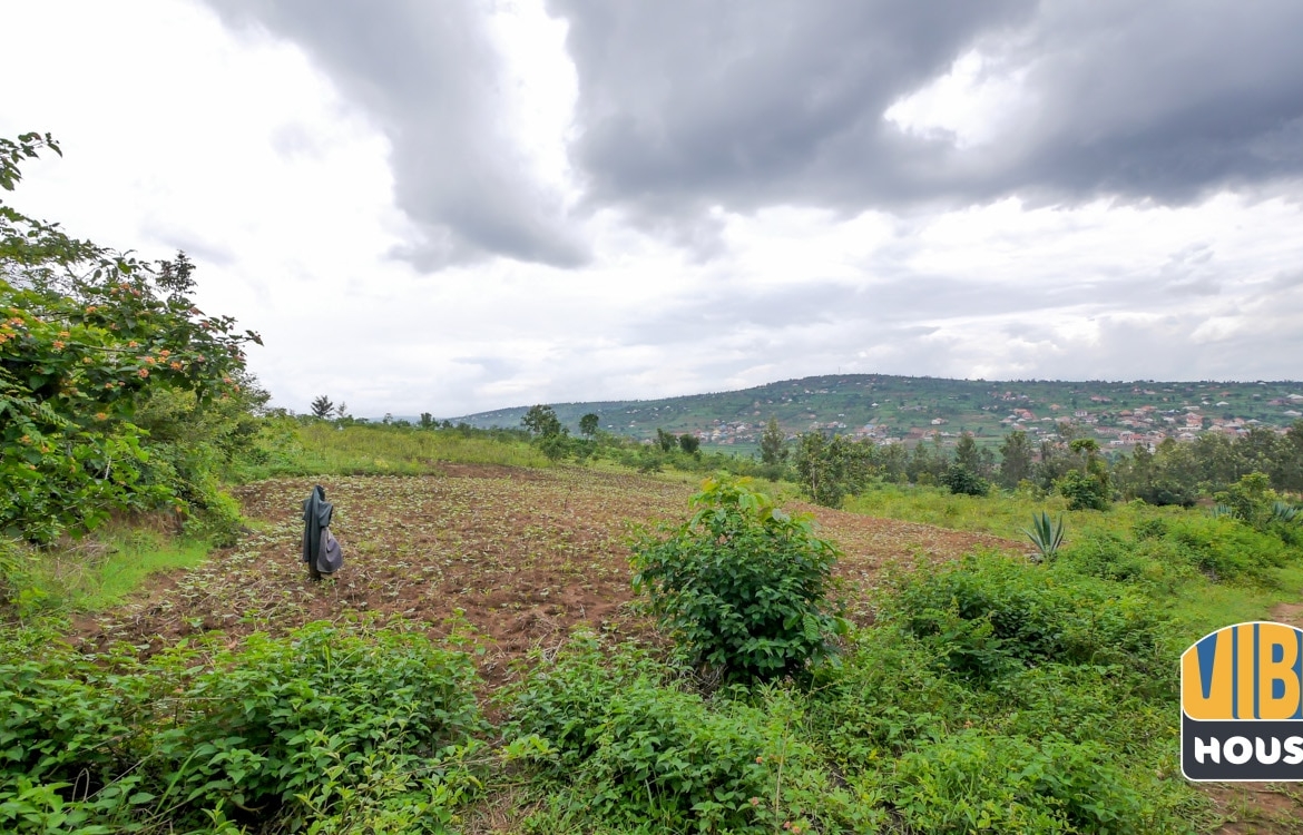 Large plot of land for sale in Rusororo, Kigali
