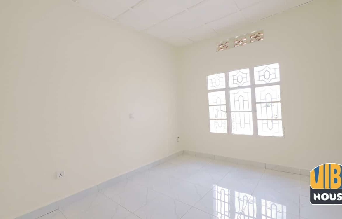 Bedroom in home for rent in Gisozi, Kigali