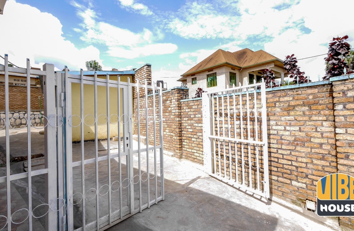 Boys quarter in Gisozi home rental, Kigali