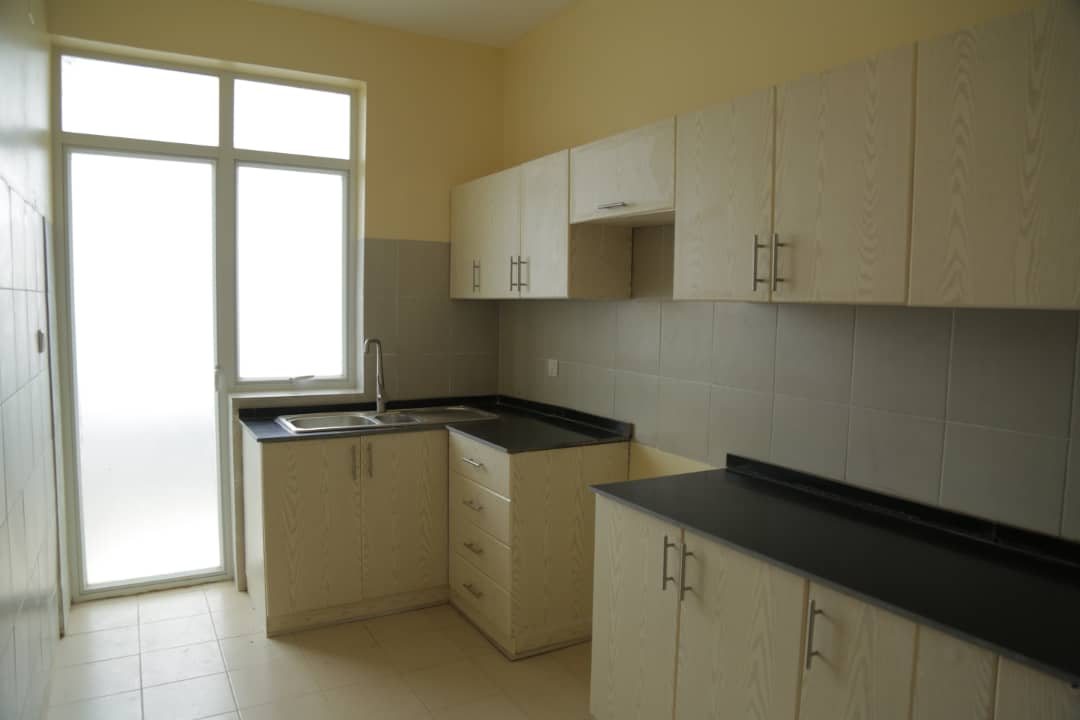 Modern kitchen in apartment for sale in Nyarutarama, Kigali