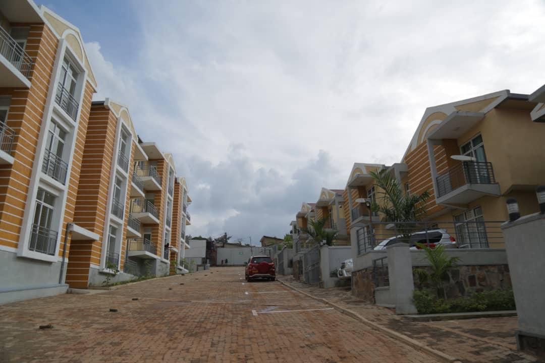 Ample parking space in apartment for sale in Nyarutarama, Kigali