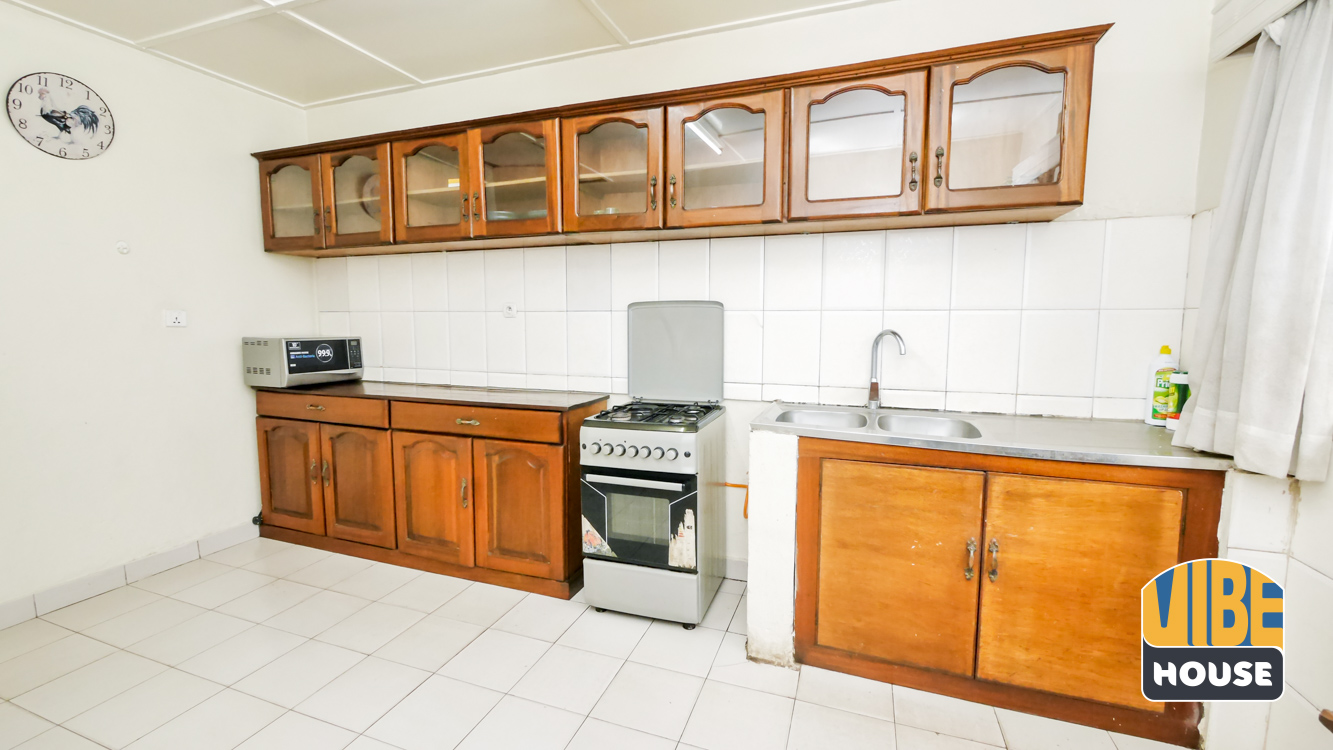 Kitchen: House for rent in Nyamirambo