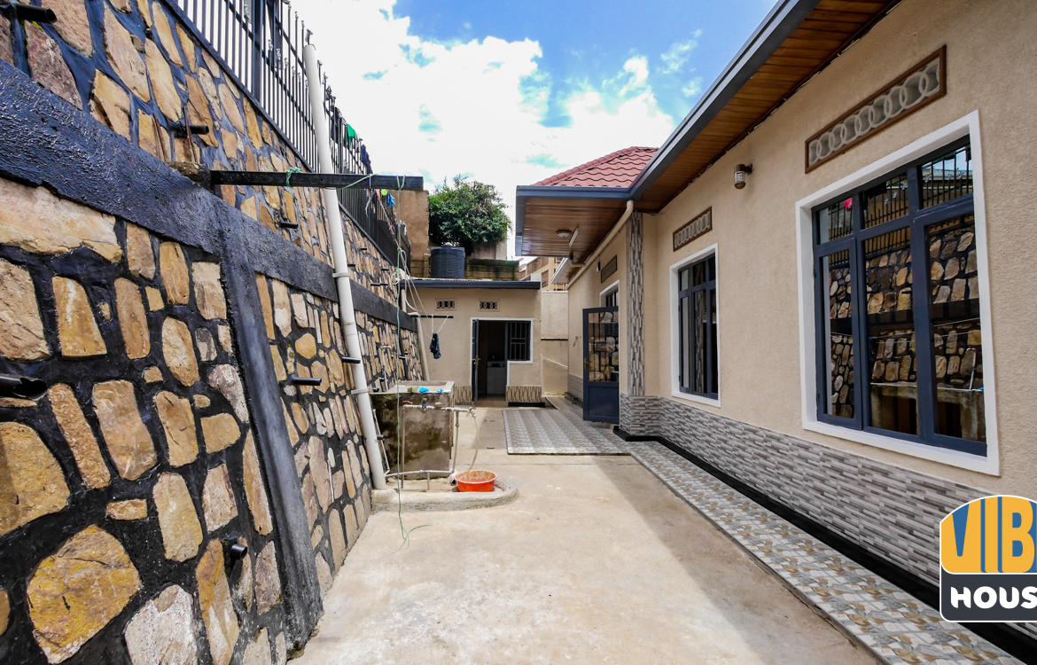 Backyard of house for rent in Kibagabaga